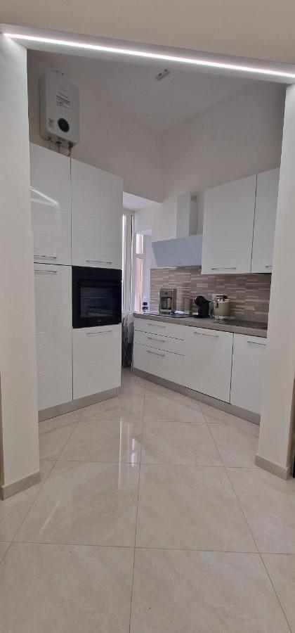 Appartamento B&B La Dimora Di Parthenope Nápoly Kültér fotó
