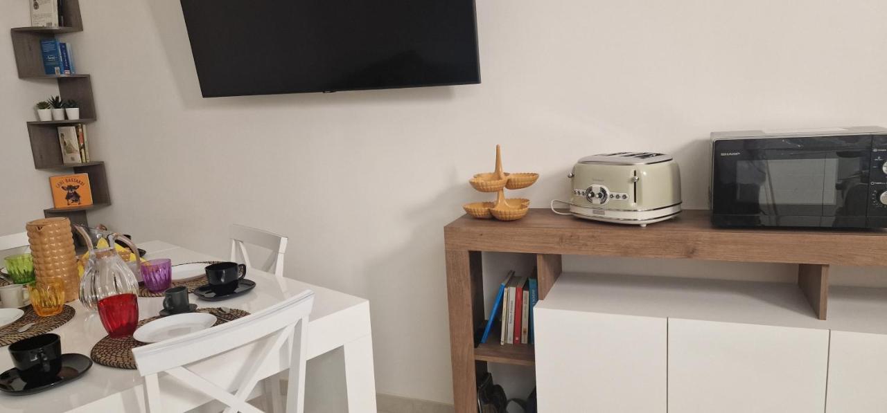 Appartamento B&B La Dimora Di Parthenope Nápoly Kültér fotó